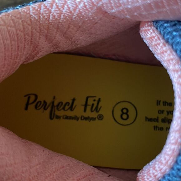 Women's GDEFY Mighty Walk Athletic sneakers Size 8 / pristine - Picture 6 of 6